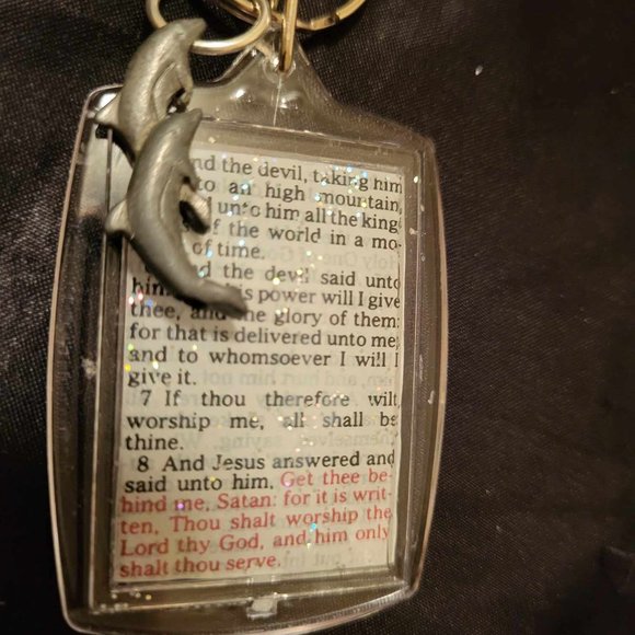 Bible Scripture Keychain with Metal Dolphin Pendant - Picture 1 of 3